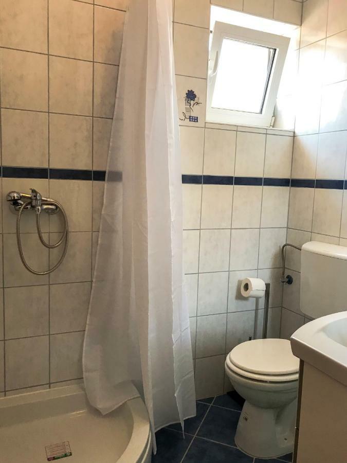 Mr. Hall Apartments Barbat na Rabu Ngoại thất bức ảnh