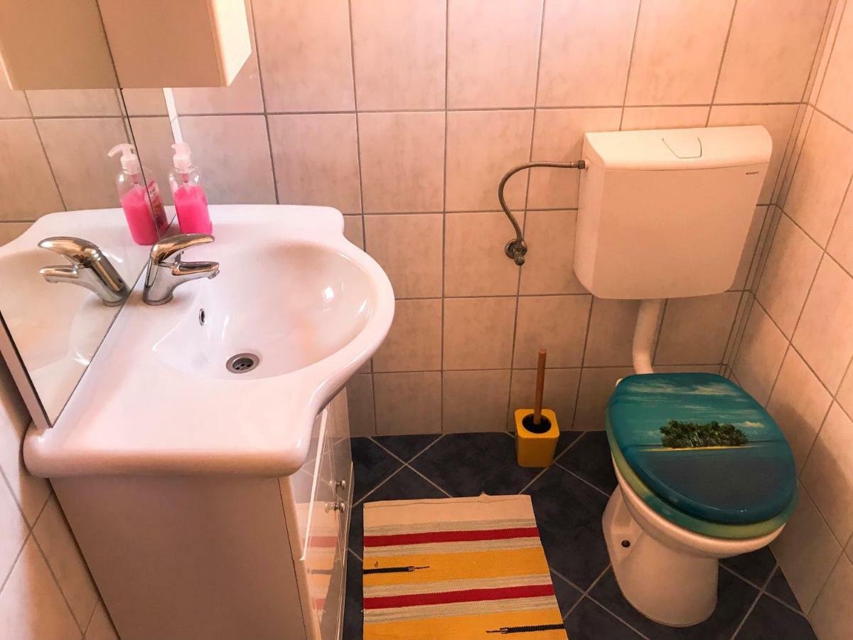 Mr. Hall Apartments Barbat na Rabu Ngoại thất bức ảnh